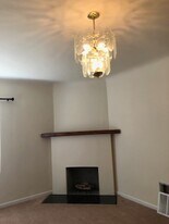 638 Laine St, Unit APARTMENT in Monterey, CA - Building Photo