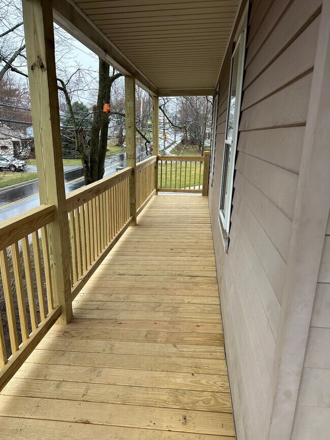 227 Union St-Unit -227 Union Street, 1st Floor in Manchester, CT - Building Photo - Building Photo