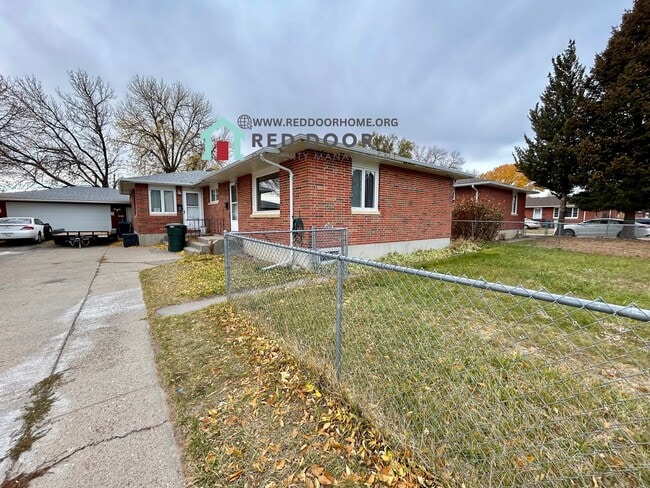 property at 216 21st Ave NW