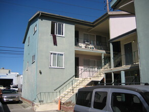 3667 Overland Ave, Unit 3 in Los Angeles, CA - Building Photo - Building Photo