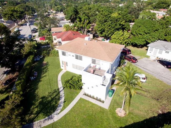 The Roads in Miami, FL - Foto de edificio - Building Photo