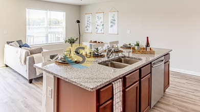 9127 Western Way, Unit 2 in Jacksonville, FL - Building Photo - Building Photo