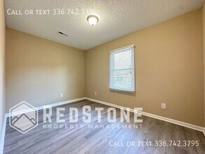 860 Sharpe Rd in Burlington, NC - Building Photo - Building Photo