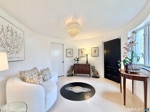 57 Drum Hill Ln in Stamford, CT - Building Photo - Building Photo