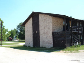 Broken Bow Apartments in Broken Bow, OK - Foto de edificio - Building Photo