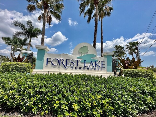 3627 Pine Oak Cir, Unit 108 in Ft. Myers, FL - Building Photo - Building Photo