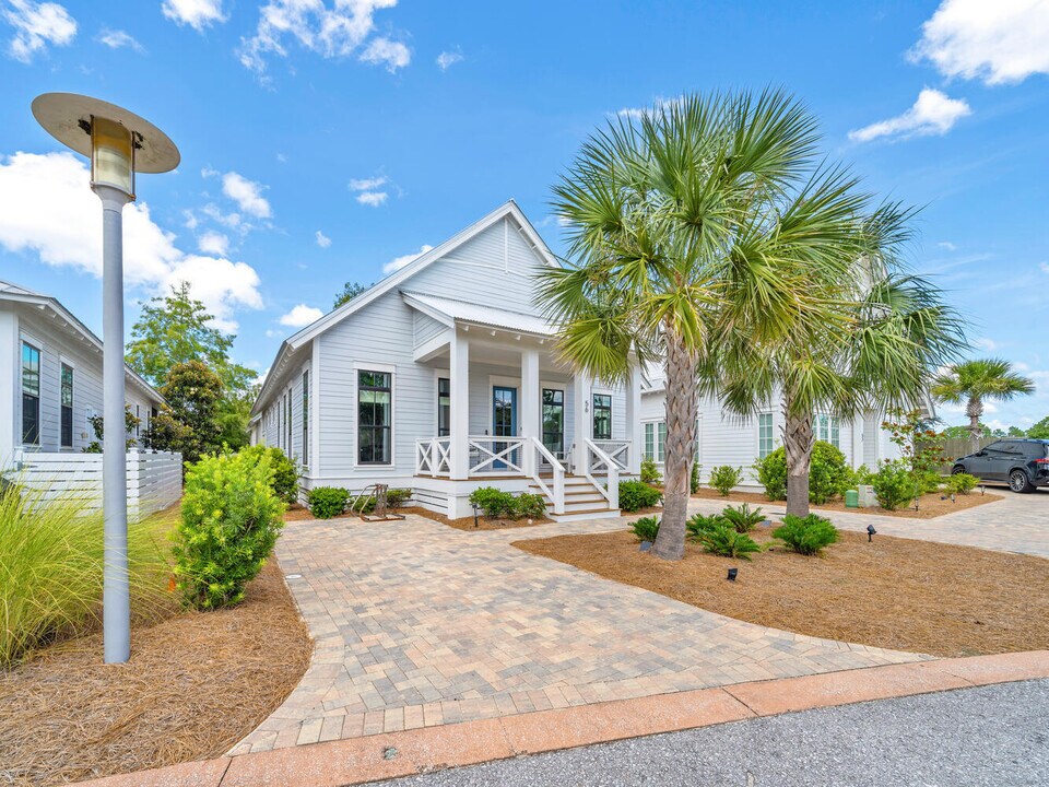 56 Cypress Cir in Santa Rosa Beach, FL - Building Photo