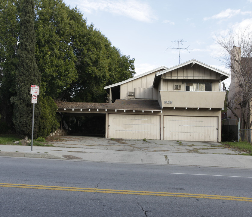 6436 Whitsett Ave in North Hollywood, CA - Building Photo