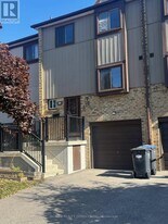 119 Moregate Crescent in Brampton, ON - Building Photo