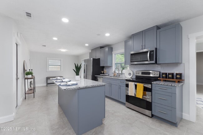 property at 7869 Jolliet Dr