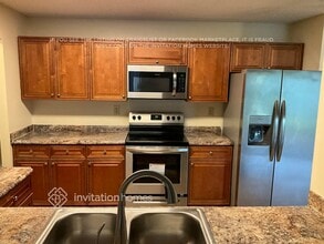 4005 W Sailboat Dr in Hollywood, FL - Building Photo - Building Photo