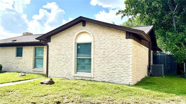 809 Milky Way in Garland, TX - Building Photo - Building Photo