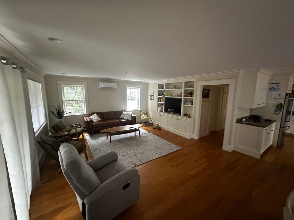 20 Chosen Vale Ln in Enfield, NH - Building Photo