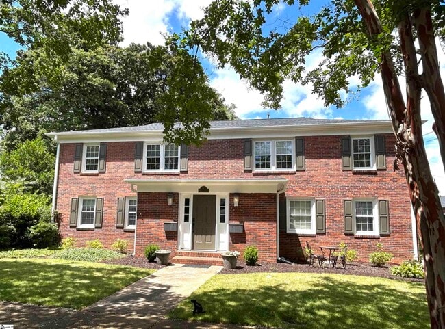 property at 5 Whitsett St