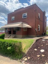 311 24th St in McKeesport, PA - Building Photo