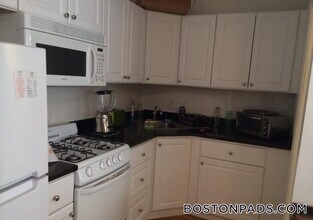 26 Hemenway St in Boston, MA - Building Photo - Building Photo