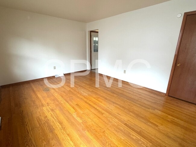 3726 Rolling Hill Ave NW in Roanoke, VA - Building Photo - Building Photo