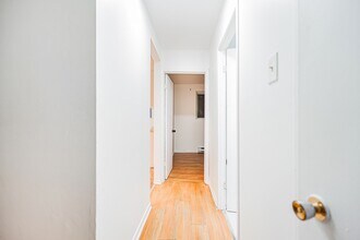 2601 Chem. d'Oka in Deux-montagnes, QC - Building Photo - Building Photo