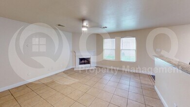 4909 Parkview Hills Ln in Fort Worth, TX - Building Photo - Building Photo