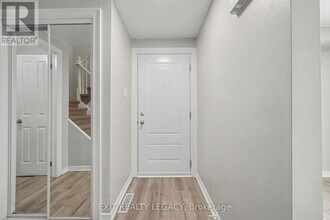 72 Ferguson Dr in Barrie, ON - Building Photo - Building Photo