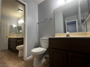 301 Brookside Ln in Las Vegas, NV - Building Photo - Building Photo