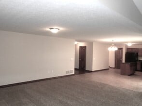 231 Oakford St in Reynoldsburg, OH - Building Photo - Building Photo