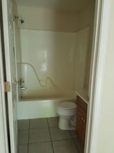 317 Clough St in Lebanon, MO - Building Photo - Building Photo