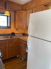 16 Bonticou View Dr, Unit Downstairs Apartment in New Paltz, NY - Foto de edificio - Building Photo