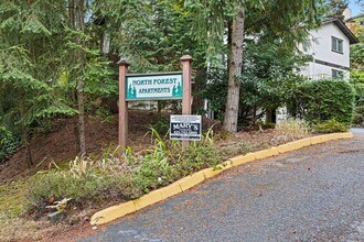 North Forest Apartments in Shoreline, WA - Building Photo - Building Photo