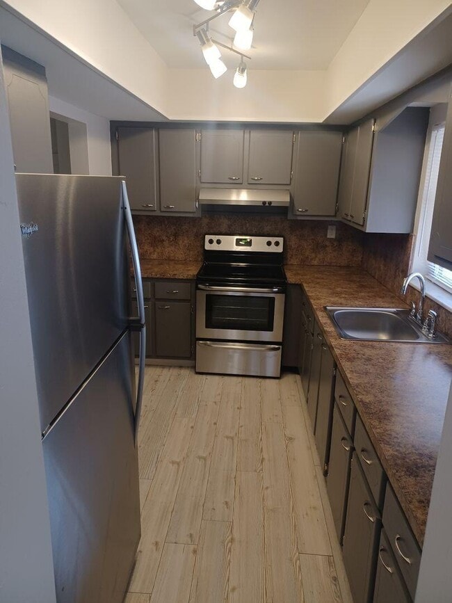 831 SE 22nd Ave in Pompano Beach, FL - Building Photo - Building Photo