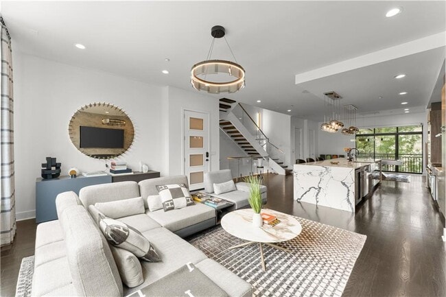 906 Lenox Blvd in Atlanta, GA - Building Photo - Building Photo