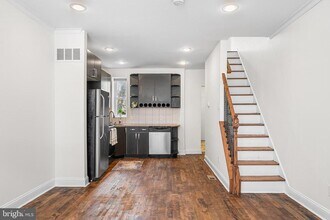 426 N Holly St in Philadelphia, PA - Building Photo - Building Photo