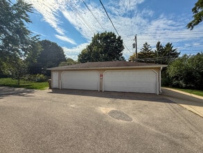 426 Rushmore Ln, Unit 2 in Madison, WI - Building Photo - Building Photo
