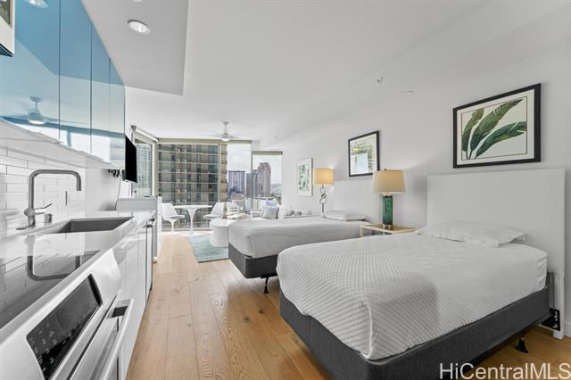 property at 1001 Queen St