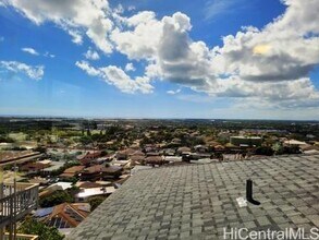 1170 Wanaka St in Honolulu, HI - Building Photo - Building Photo
