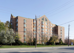 Queenston Heights in Hamilton, ON - Building Photo - Building Photo