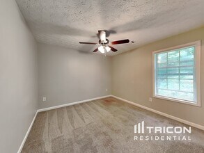 1038 Wedgewood Ct NE in Conyers, GA - Building Photo - Building Photo