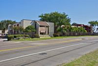 Casa Bella in Dallas, TX - Foto de edificio - Building Photo