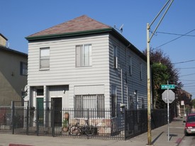 2131 West St Apartments