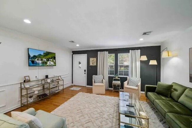 4761 S Cincinnati Ave