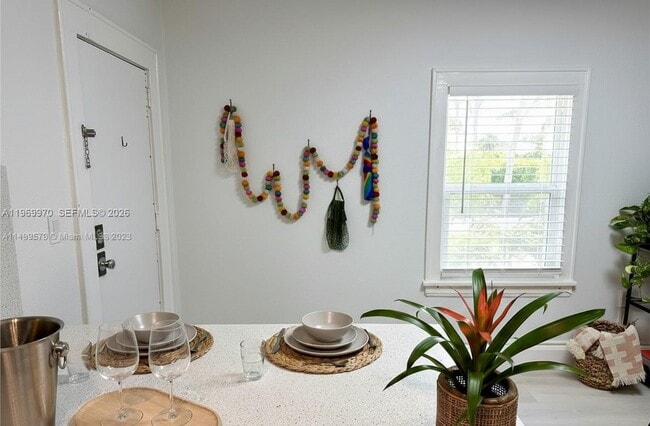 126 Mendoza Ave in Coral Gables, FL - Building Photo - Building Photo