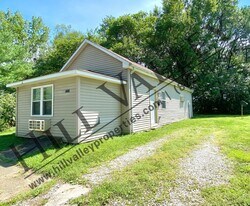 1011 Elm St in Terre Haute, IN - Building Photo