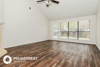 3613 Dorchester Dr in Rowlett, TX - Foto de edificio - Building Photo