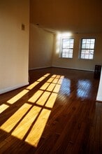 4726 29th St S, Unit C-1 in Arlington, VA - Foto de edificio - Building Photo