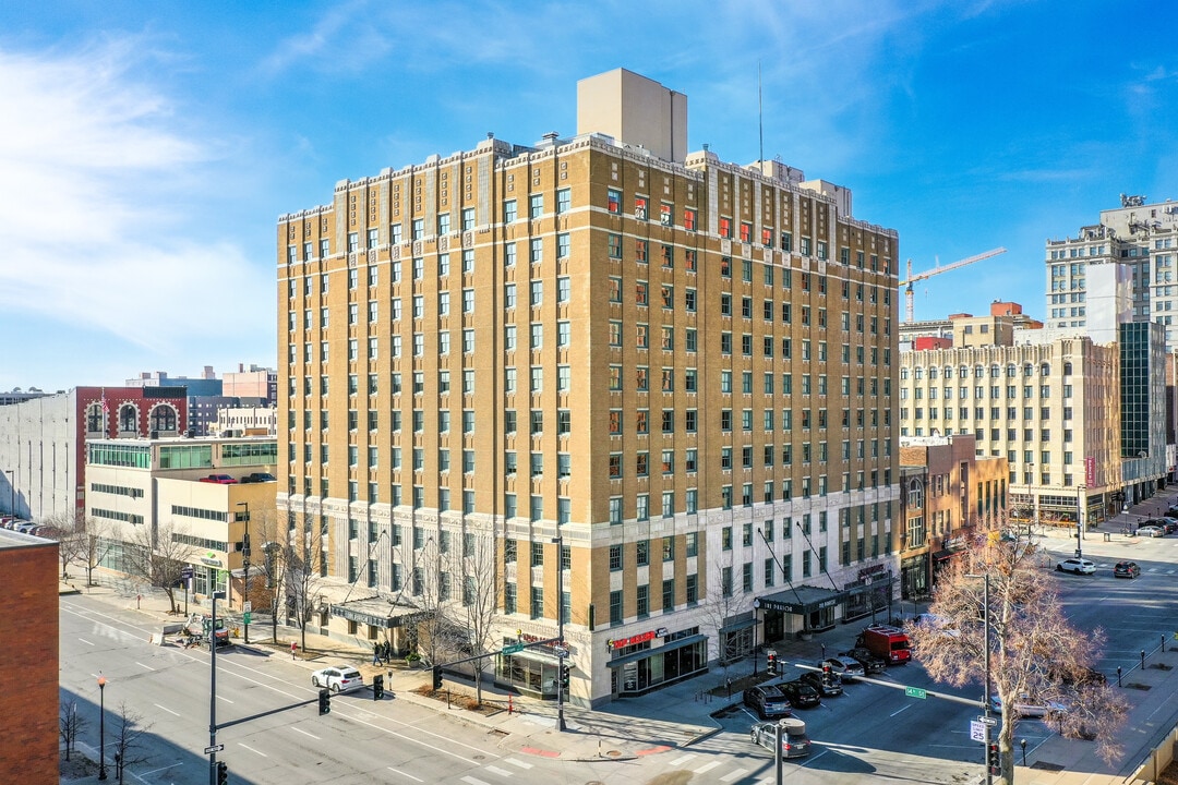 The Paxton in Omaha, NE - Building Photo