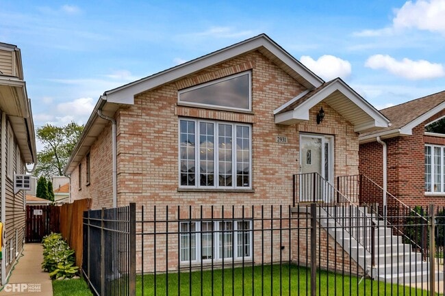 2931 N Rutherford Ave in Chicago, IL - Building Photo - Building Photo