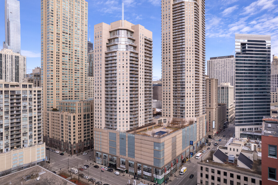 The Residences At Grand Plaza in Chicago, IL - Building Photo