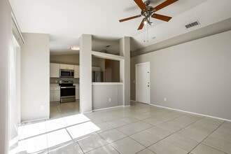 1481 Harbin Dr in Kissimmee, FL - Building Photo - Building Photo