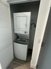 39 NW 7th Ave in Miami, FL - Foto de edificio - Building Photo