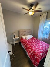 3049 N Leavitt St, Unit 2 in Chicago, IL - Foto de edificio - Building Photo